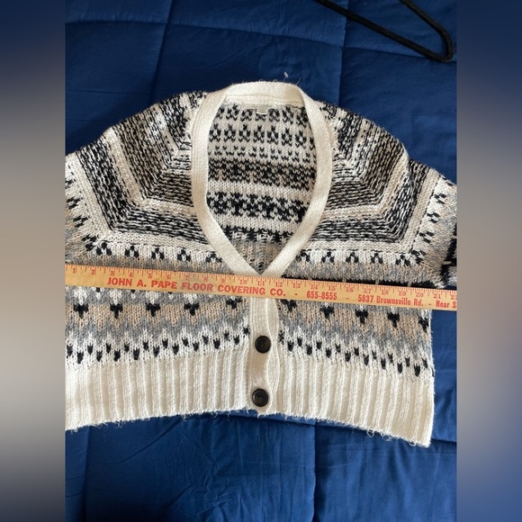 American Eagle Cropped Fair Isle Cardigan Sweater Women Size Small Casual Soft - Picture 6 of 10